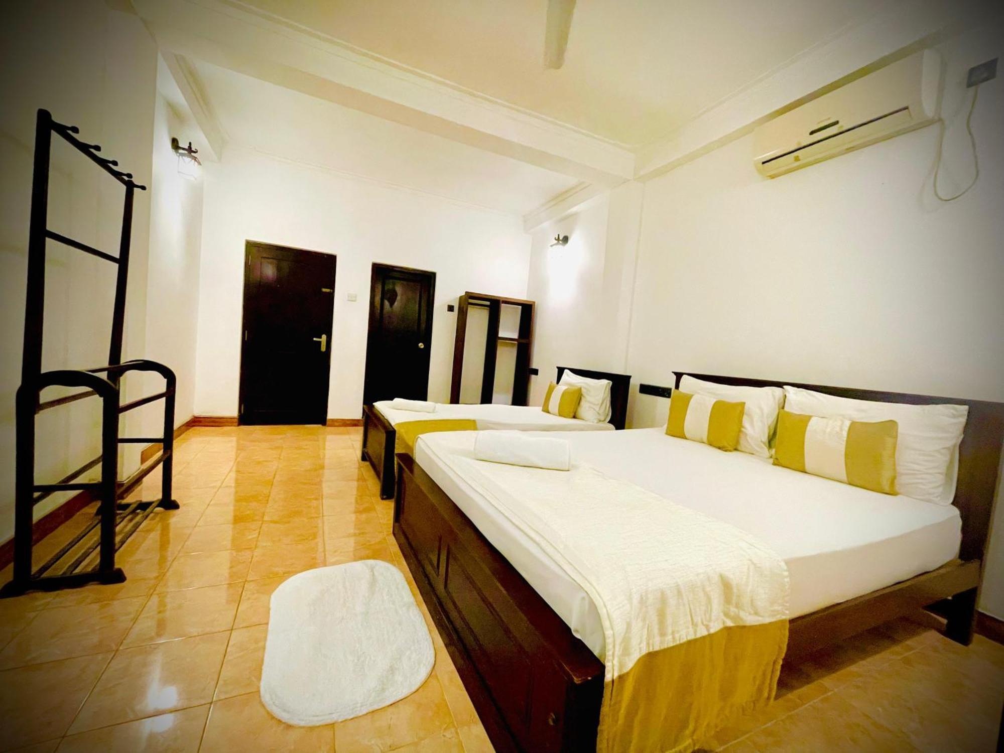 Hotel Grand Casa Kandy Esterno foto