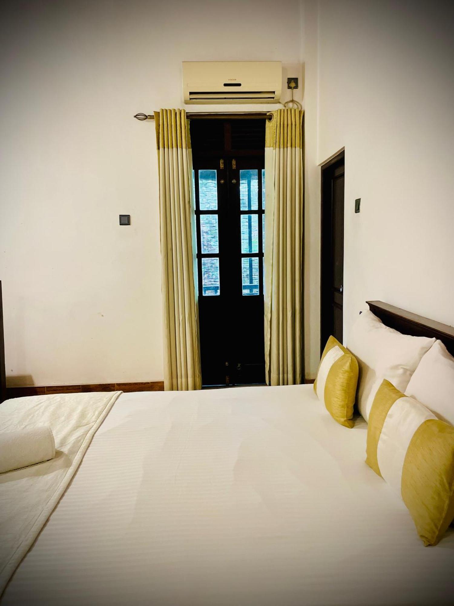 Hotel Grand Casa Kandy Esterno foto